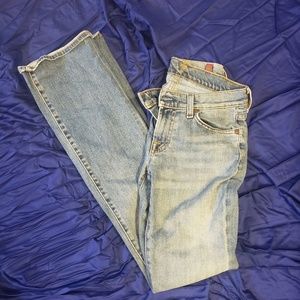 Seven for all mankind size 27